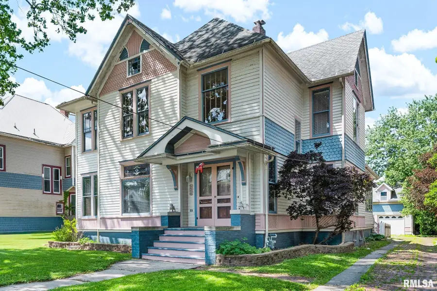 524 N Broad Street, Galesburg, IL 61401 - #3