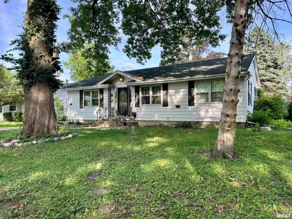 924 Westview Drive, Springfield, IL 62704-0000
