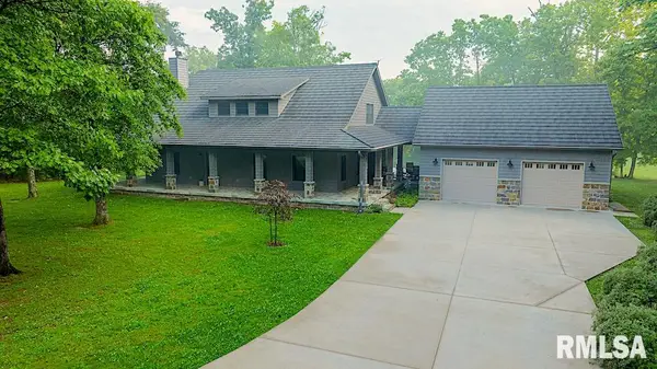 3918 N Saint Marie Road, Olney, IL 62450