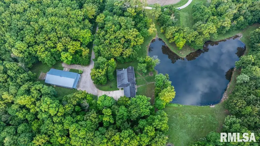 3918 N Saint Marie Road, Olney, IL 62450 - #3