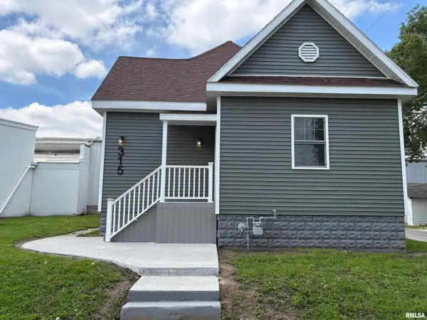 315 N East Street, Jacksonville, IL 62650