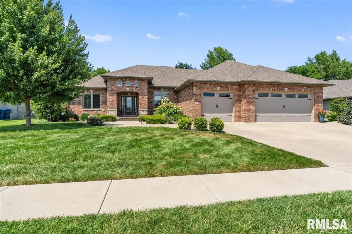 1809 Forest Glen Street, Chatham, IL 62629 - #1
