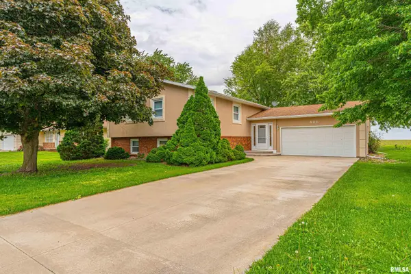 408 S Eastern Avenue, Minier, IL 61759