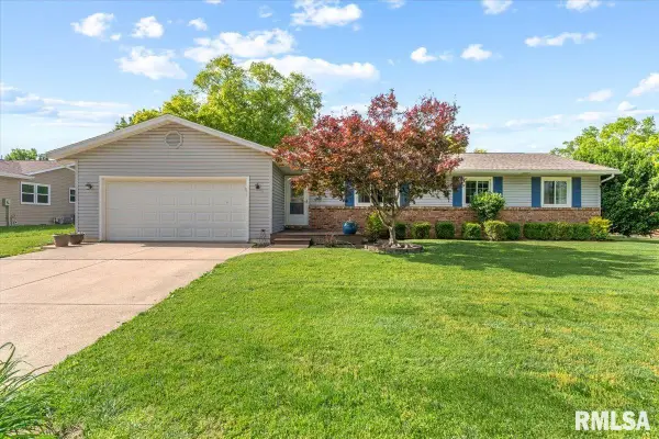 2605 Cardifs Avenue, Springfield, IL 62704