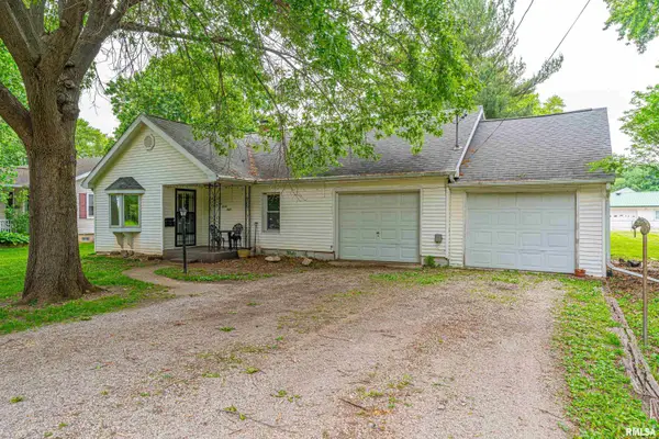 628 W Arch Street, Mason City, IL 62664