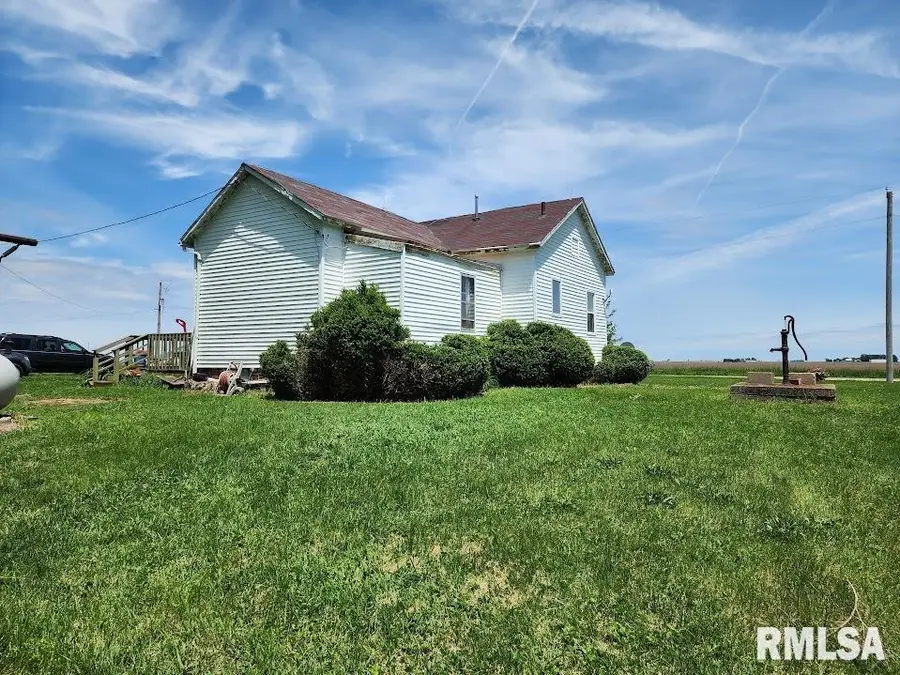1209 1450th Street, Lincoln, IL 62656 - #2