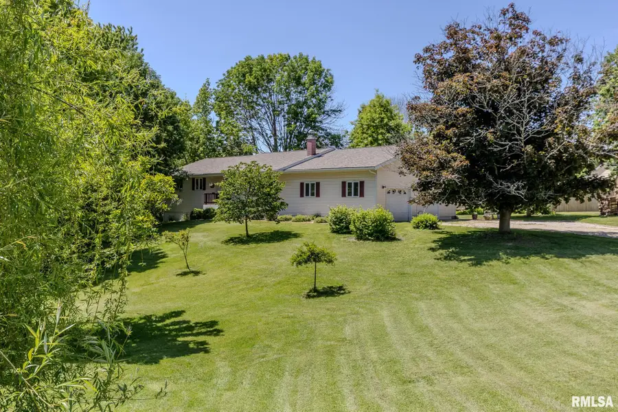 2 Hickory Lane, Carlinville, IL 62626 - #2