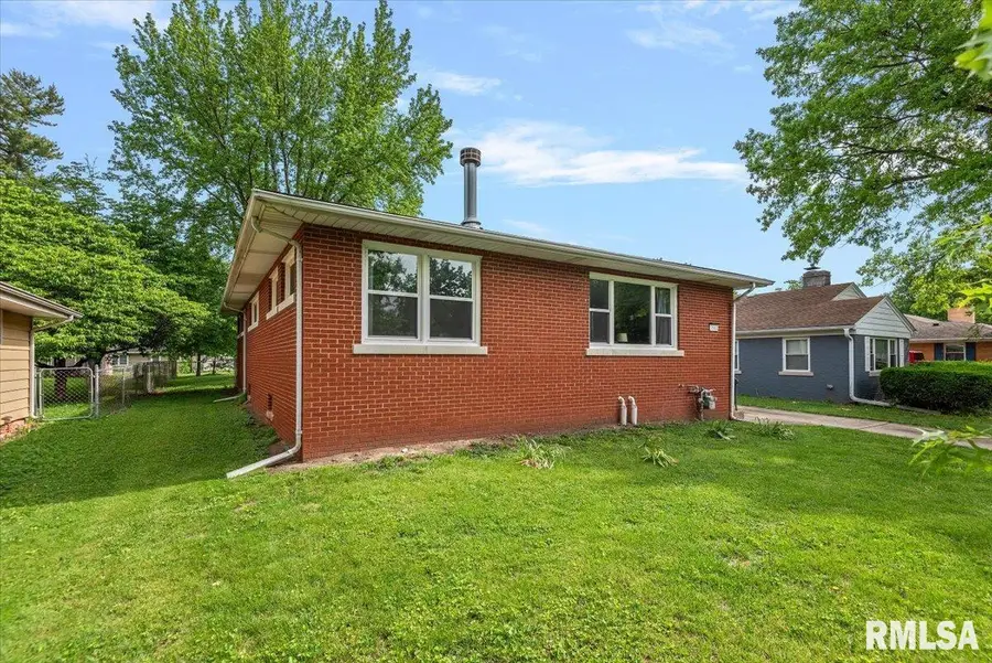 1661 W Homewood Avenue, Springfield, IL 62704 - #3