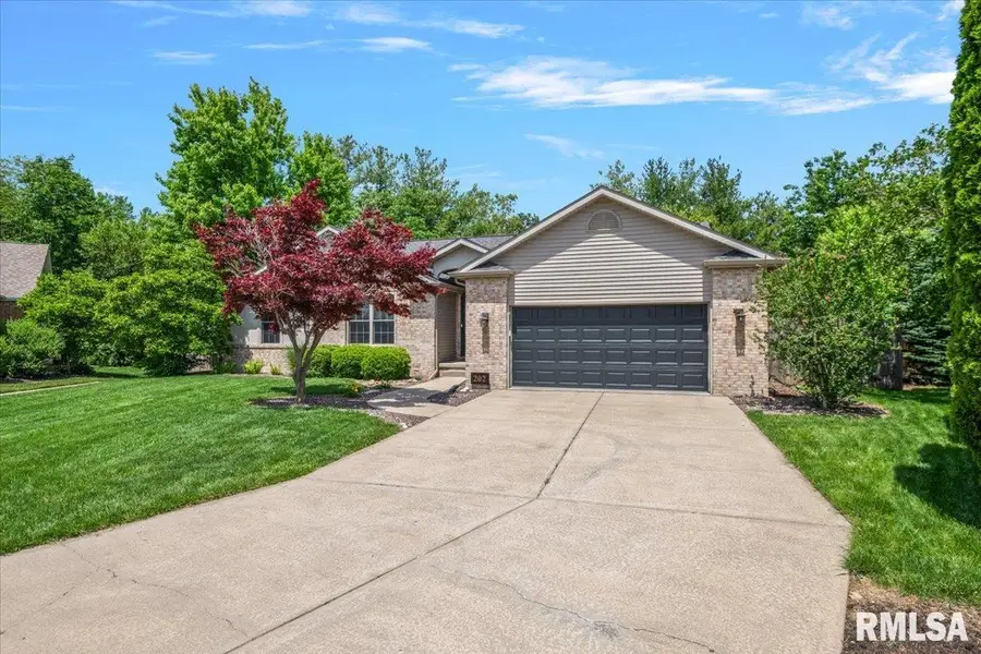202 Huntington Road, Chatham, IL 62629 - #2