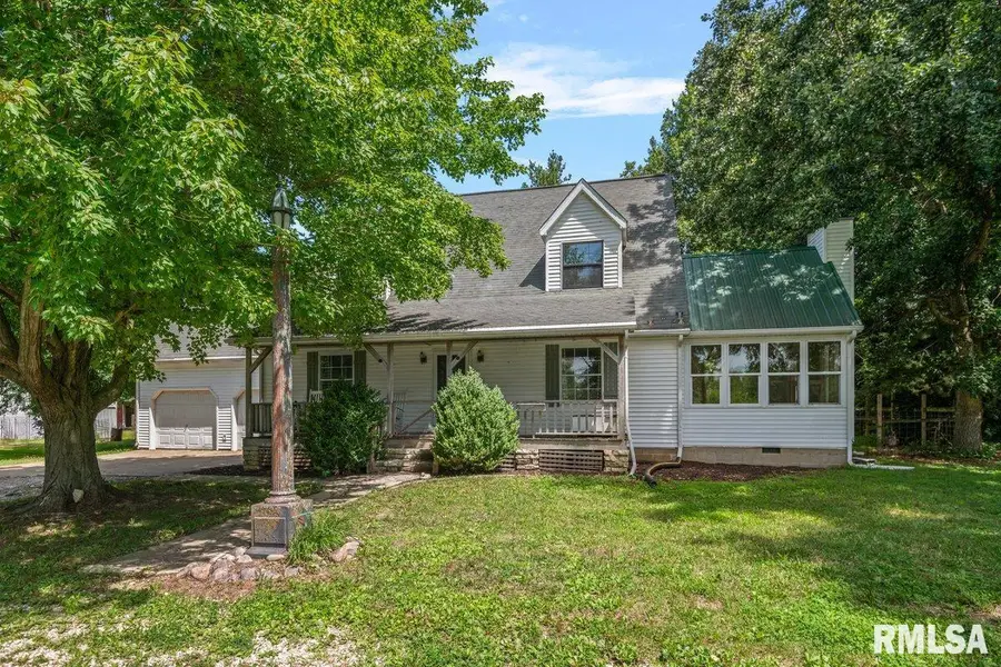 9127 E Loami Road, Loami, IL 62661 - #2
