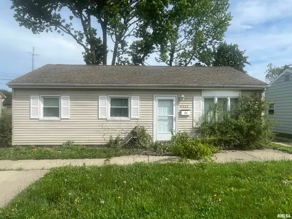 2335 Ramsey Avenue, Springfield, IL 62702