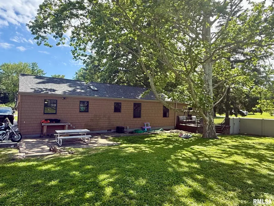 27 Circle Drive, Springfield, IL 62703 - #3