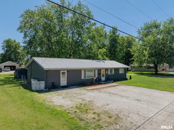 302 S East Street, Abingdon, IL 61410
