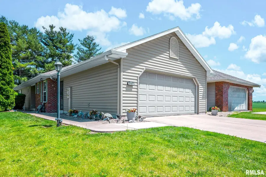 3167 Dover Lane, Galesburg, IL 61401 - #3
