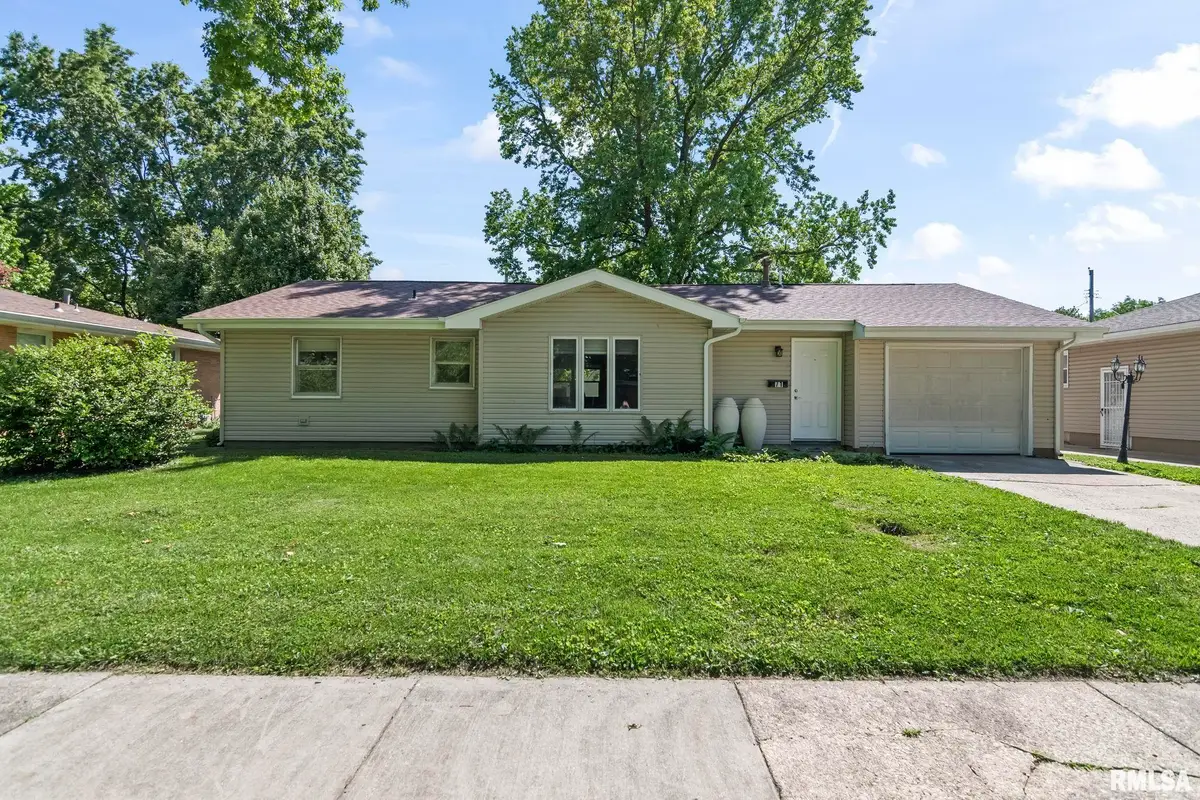 71 Radcliff Road, Springfield, IL 62703 - #1