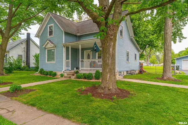 264 E Main Street, Warrensburg, IL 62711