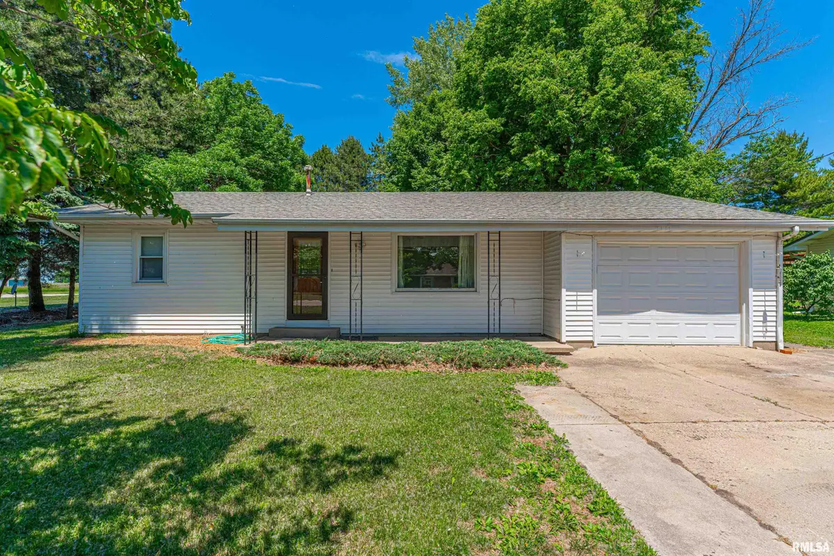 305 Kennedy Road, Elkhart, IL 62634 - #1