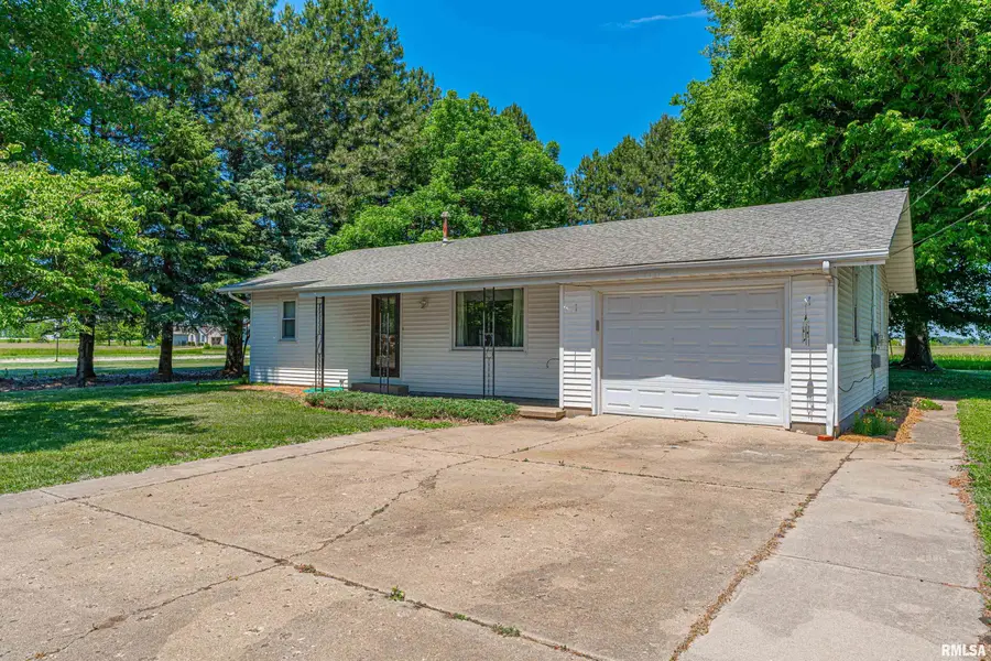 305 Kennedy Road, Elkhart, IL 62634 - #2