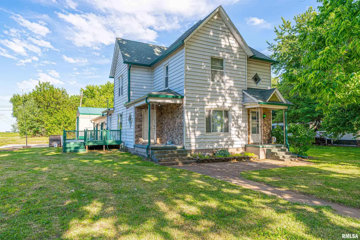 521 N Mason Street, Mason City, IL 62664 - #1