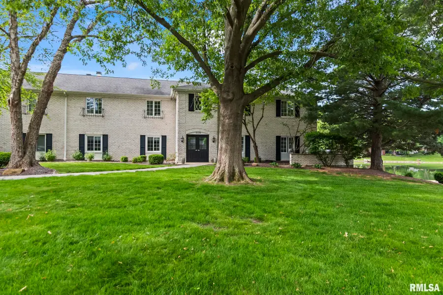 3136 Huntington Woods Drive #E, Springfield, IL 62704 - #2