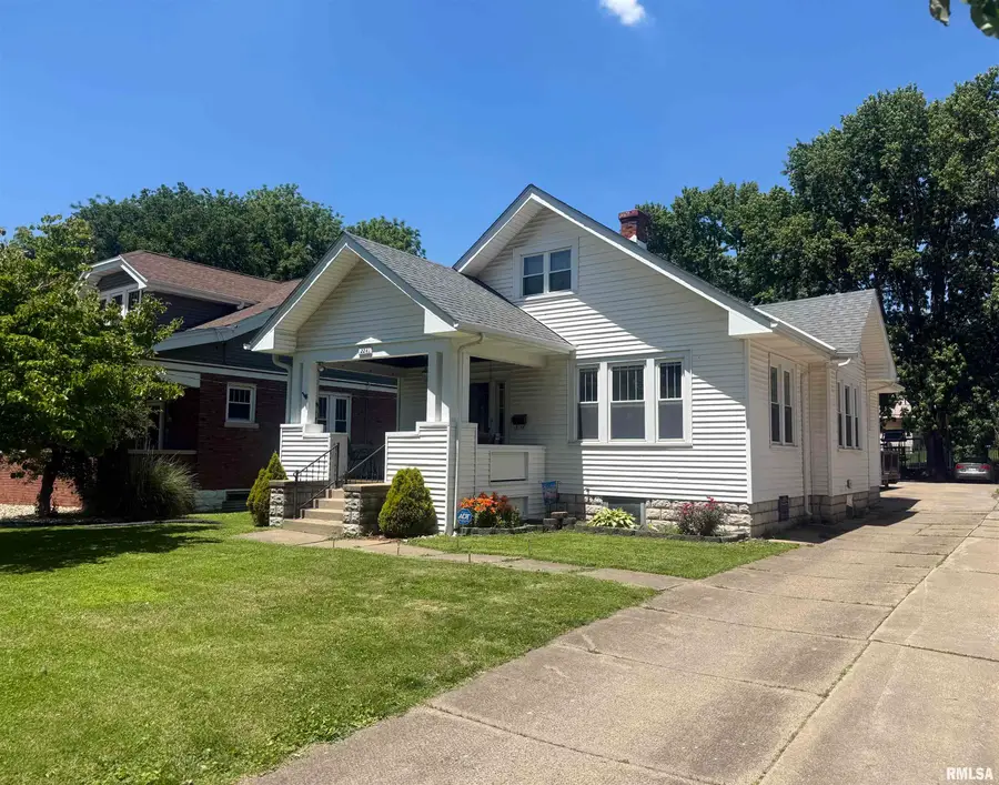 2241 Spring Street, Quincy, IL 62301 - #2