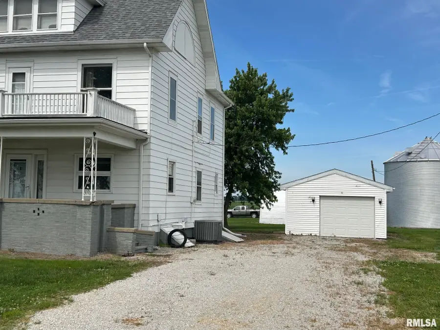 1439 Roby Road, Mechanicsburg, IL 62545 - #2
