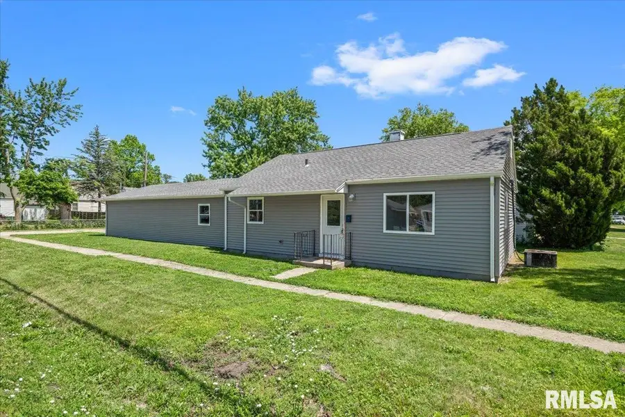 2201 E Converse Street, Springfield, IL 62702 - #2