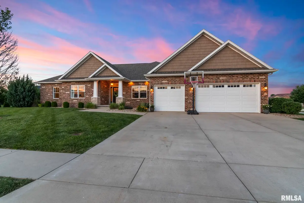 904 Nine Rock Drive, Sherman, IL 62684 - #1