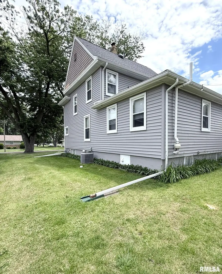 964 Pine Street, Galesburg, IL 61401 - #3