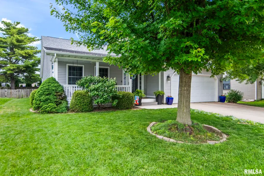 411 Pine View Drive, Auburn, IL 62615 - #3