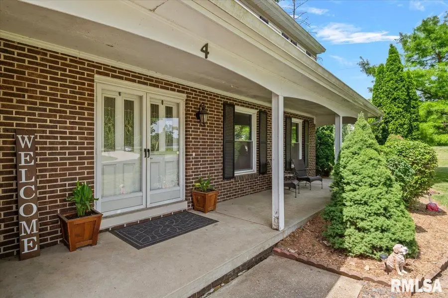 4 Parkway Road, Springfield, IL 62712 - #2
