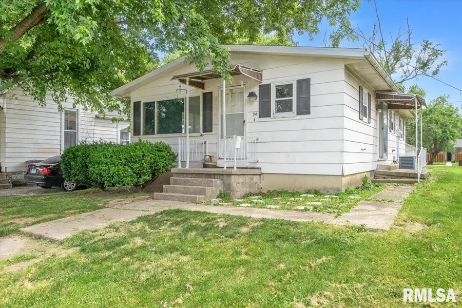 34 W Kenney Street, Divernon, IL 62530 - #2