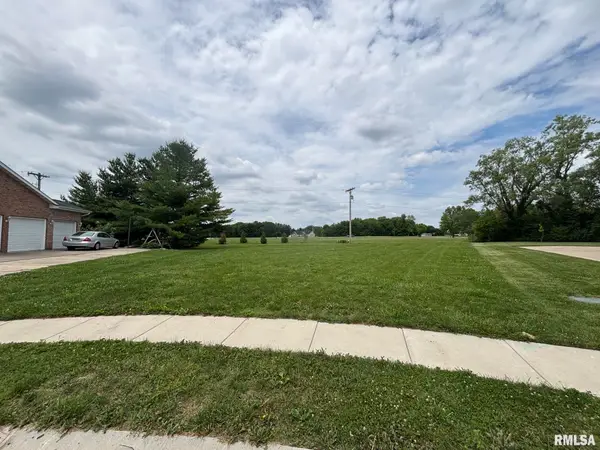 5013 Dogwood Hills, Springfield, IL 62711