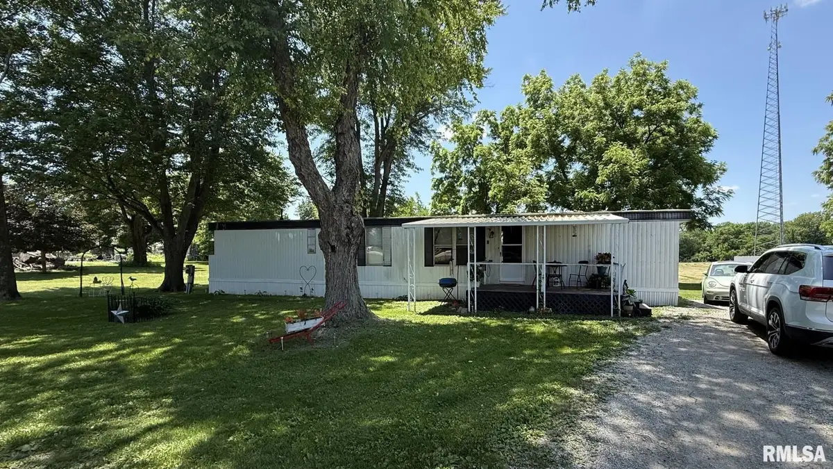 6011 Grigsby Lane, Pleasant Plains, IL 62677 - #1