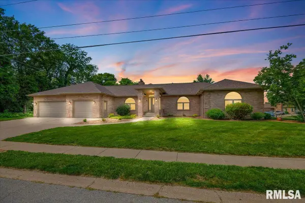 3501 Buckeye Drive, Springfield, IL 62712