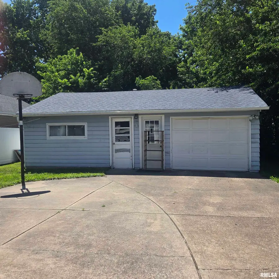 540 Lombard Street, Galesburg, IL 61401 - #2