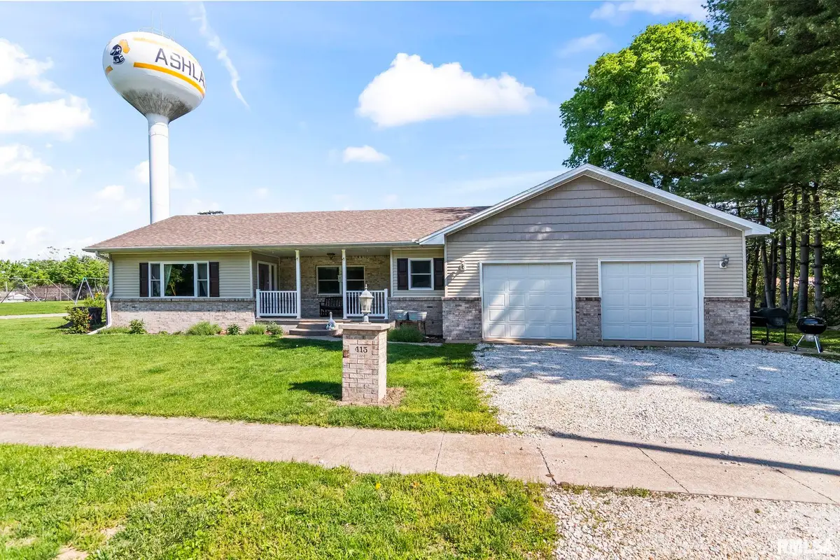 415 W Franklin Street, Ashland, IL 62612 - #1