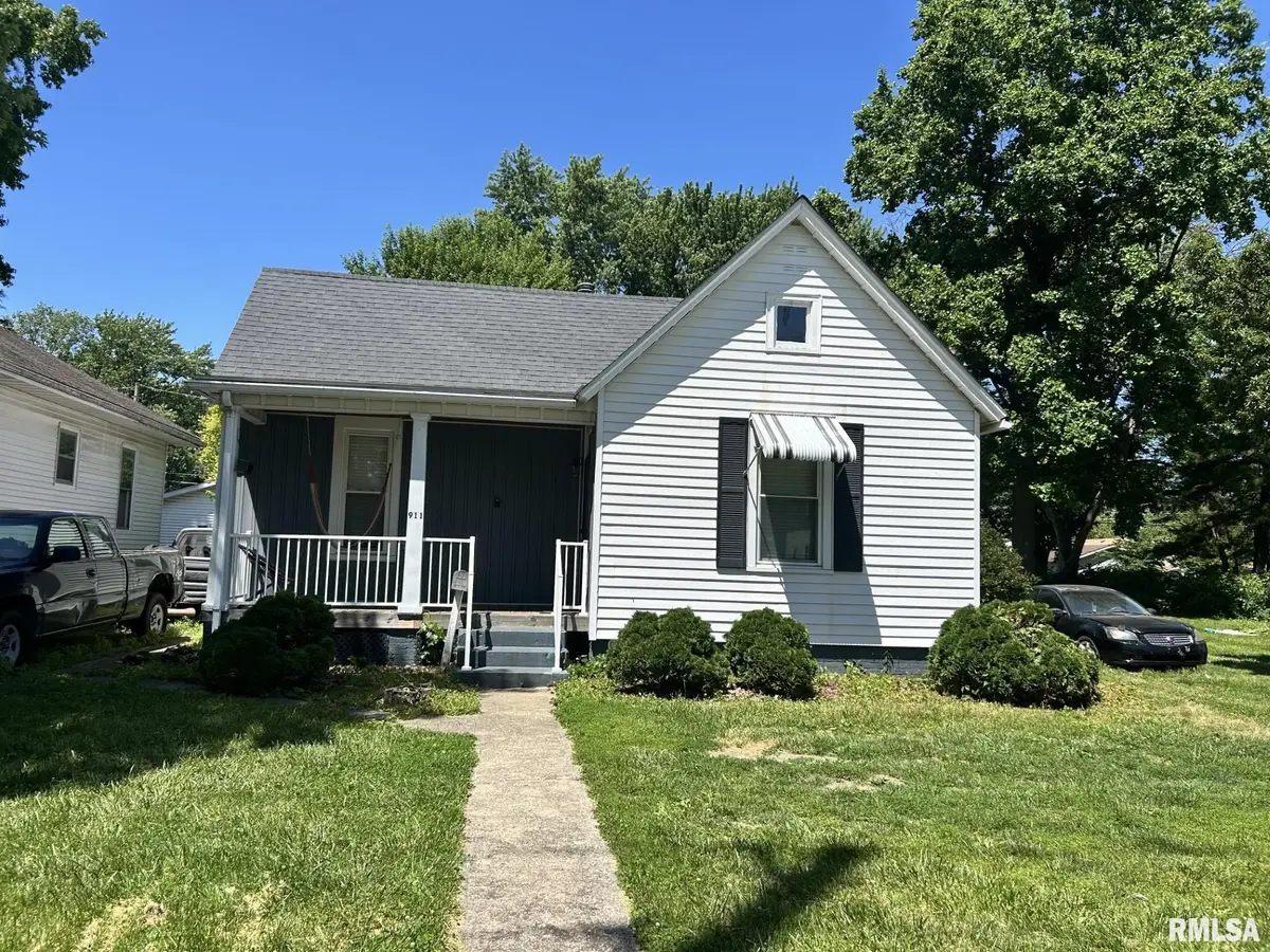 911 N Walnut Street, Springfield, IL 62702 - #1