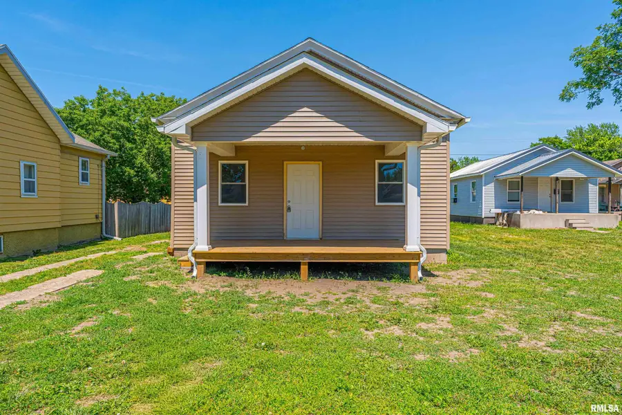 1116 Broadway Street, Lincoln, IL 62656 - #2
