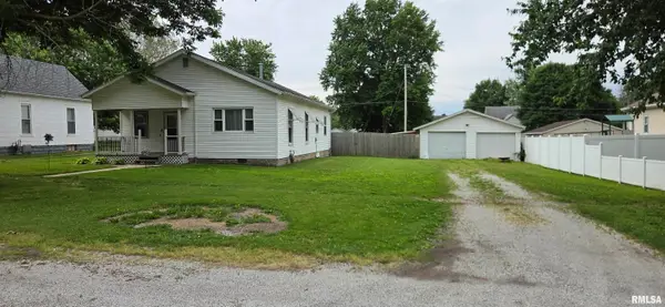 205 E Washington Street, Edinburg, IL 62531