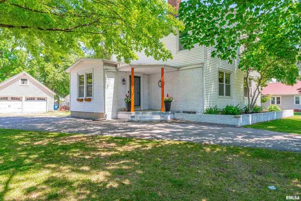 117 Buttell Street, Elkhart, IL 62634