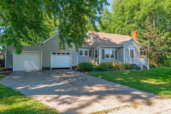 101 Lanterman Street, Elkhart, IL 62634