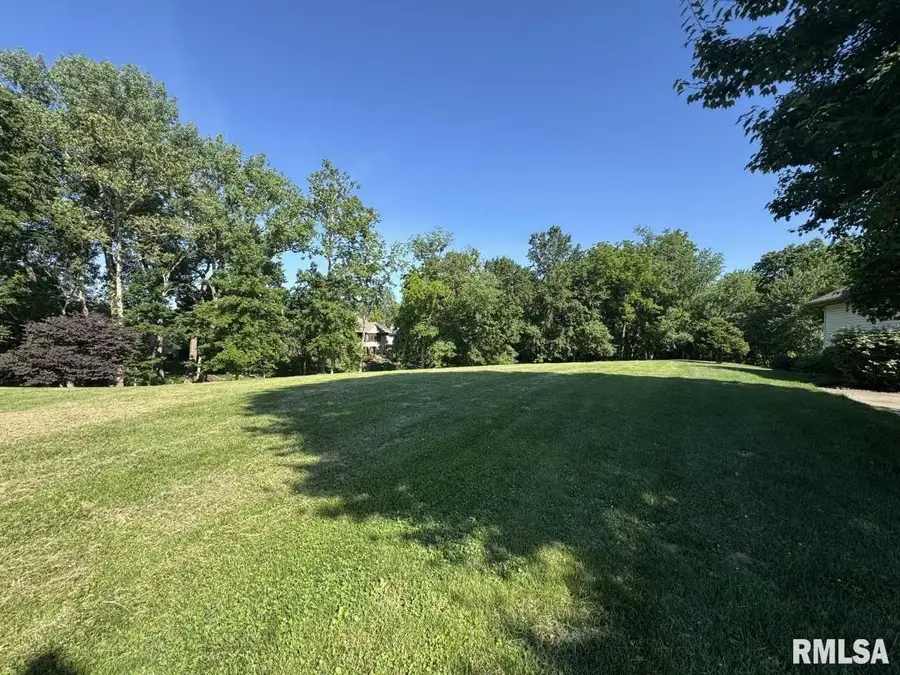 1402 Hawthorne Chase, Sherman, IL 62684-9424 - #2