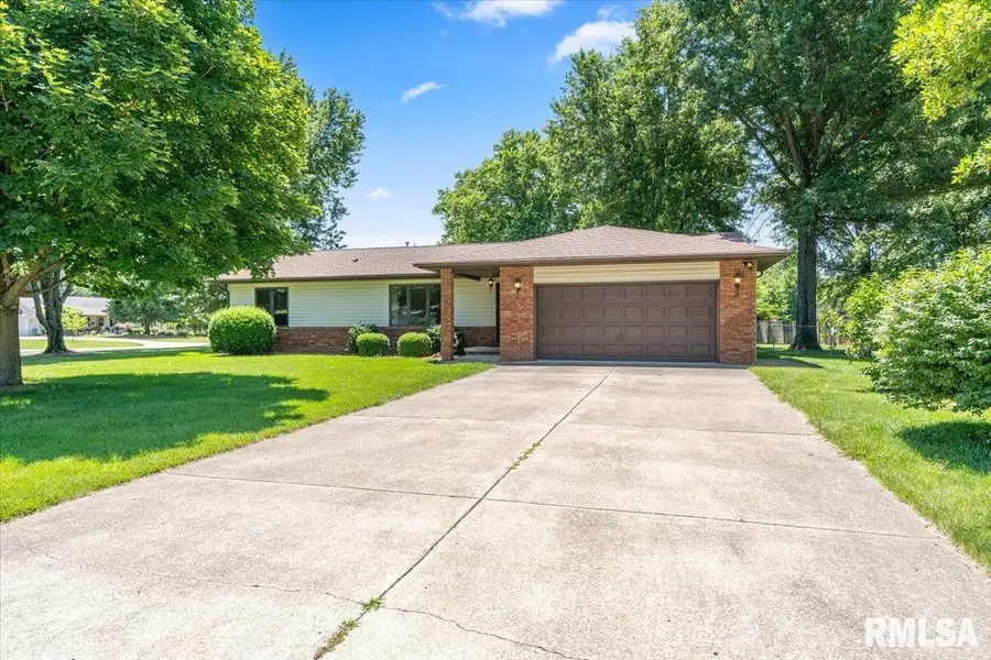 18 Macbride Road, Springfield, IL 62712 - #3