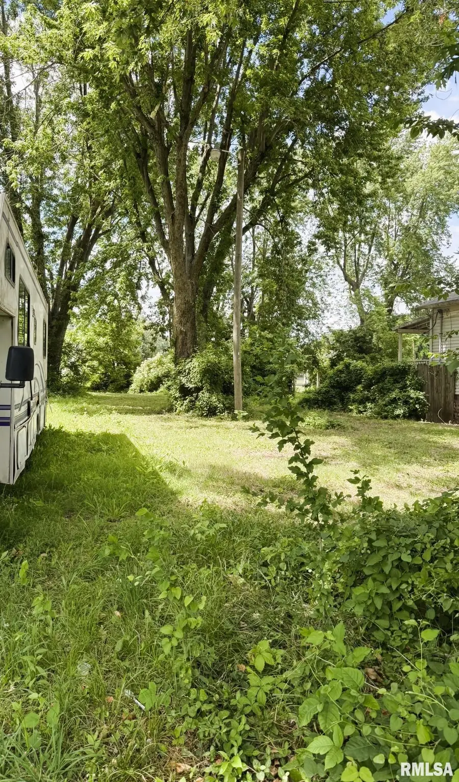 2054 E South Grand Avenue, Springfield, IL 62703 - #2
