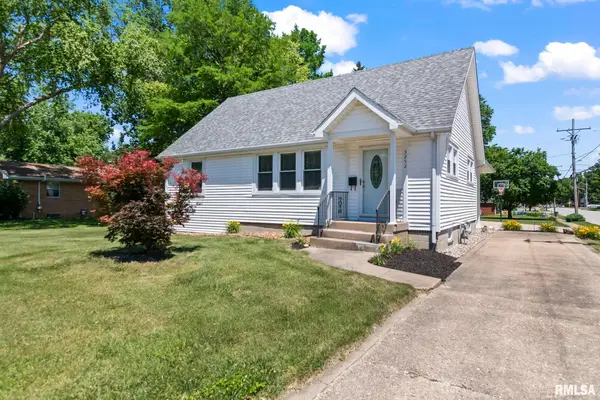 3252 S 2nd Street, Springfield, IL 62703