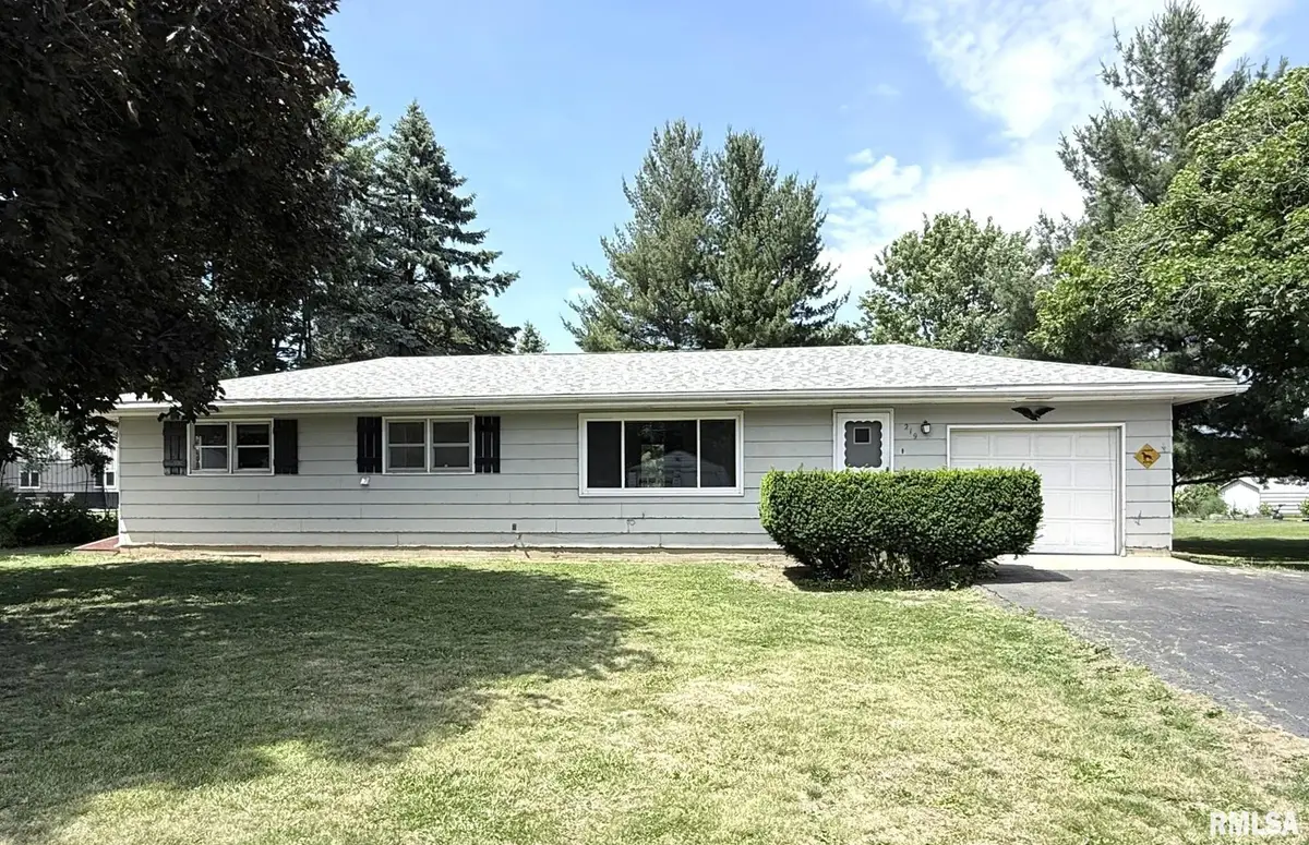 219 E Willard Street, Wataga, IL 61488 - #1