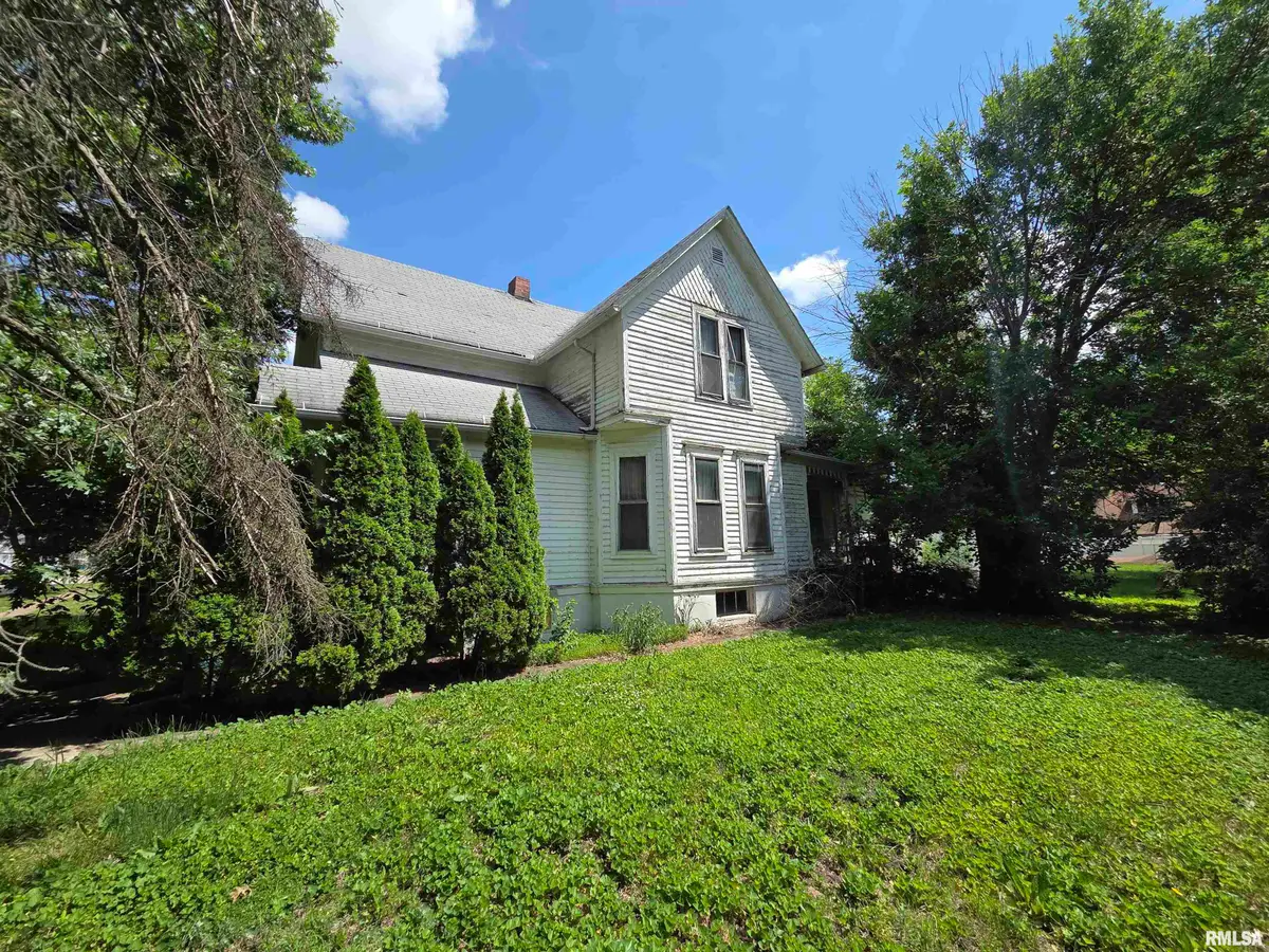 993 Willard Street, Galesburg, IL 61401 - #1