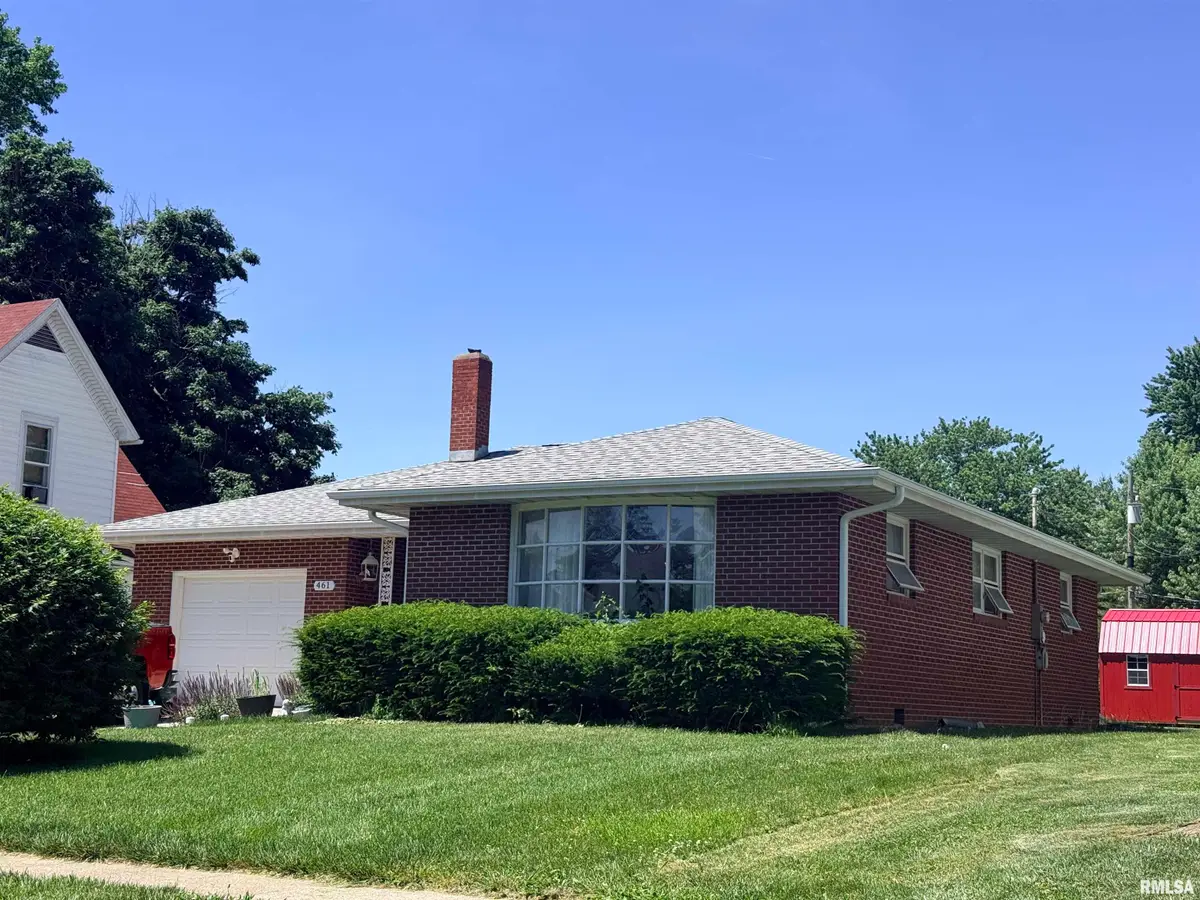 461 W Washington Street, Rushville, IL 62681 - #1
