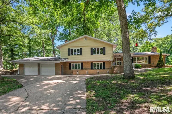 6813 S Stephenson Lane, Springfield, IL 62707